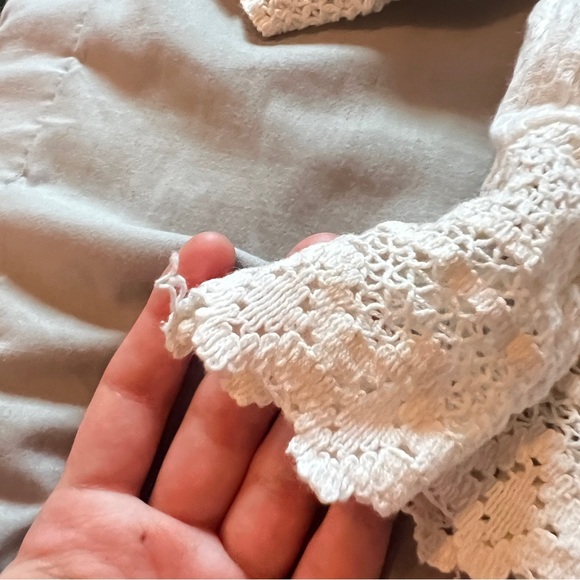 Zara Cream Lace Detail Cottagecore Quilt Pattern Puff Sleeves Ruffled Hem Blouse - Picture 11 of 15